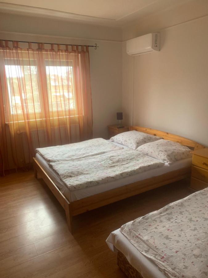 Gabor Aron Apartment Hajdúszoboszló Extérieur photo