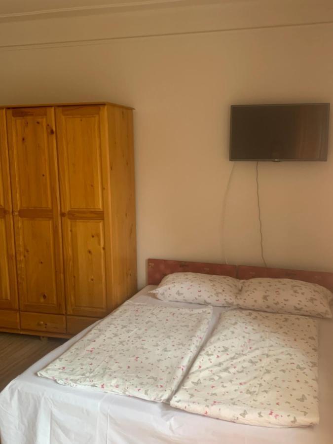 Gabor Aron Apartment Hajdúszoboszló Extérieur photo
