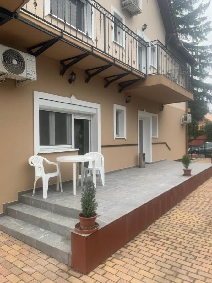 Gabor Aron Apartment Hajdúszoboszló Extérieur photo