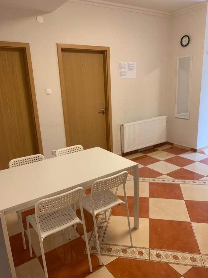 Gabor Aron Apartment Hajdúszoboszló Extérieur photo